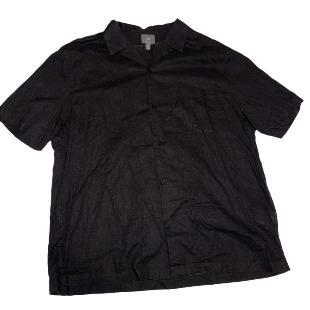 H&M Black Short Sleeve Button Up Shirt XL Lightweight Casual